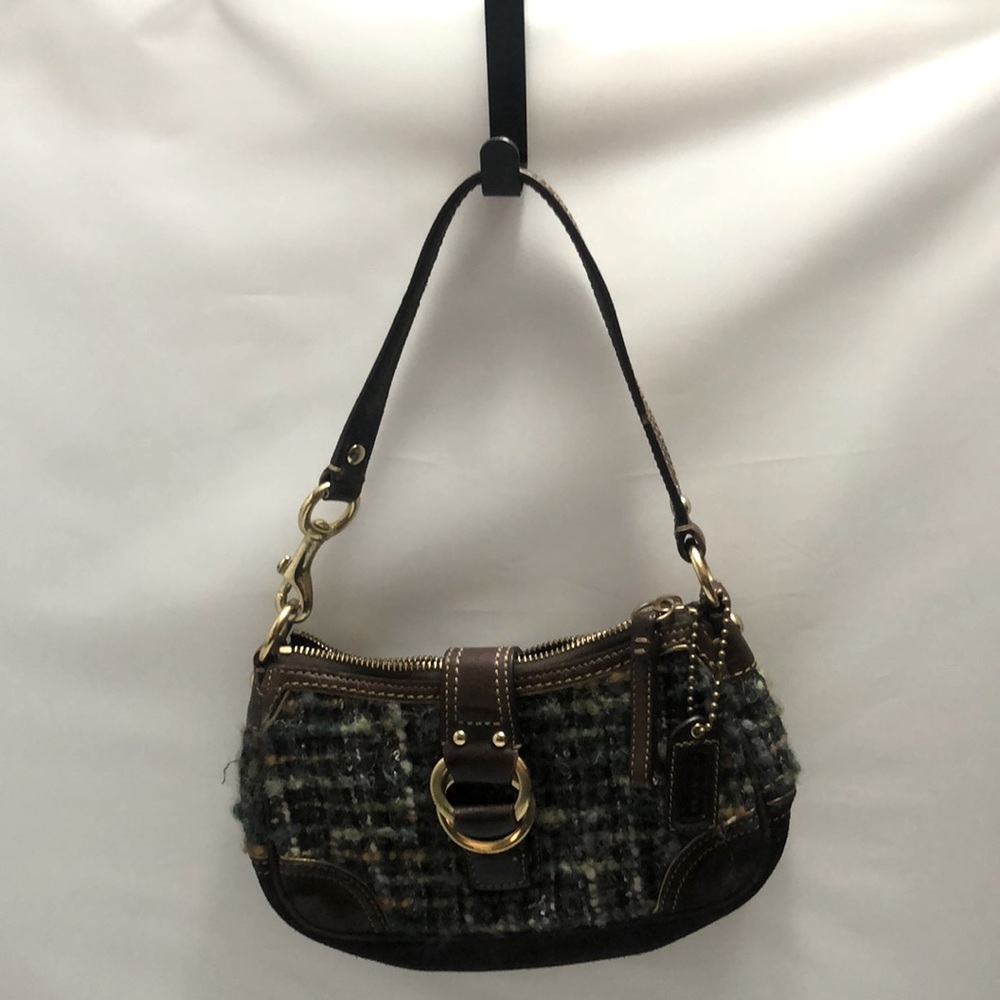 Green vintage coach